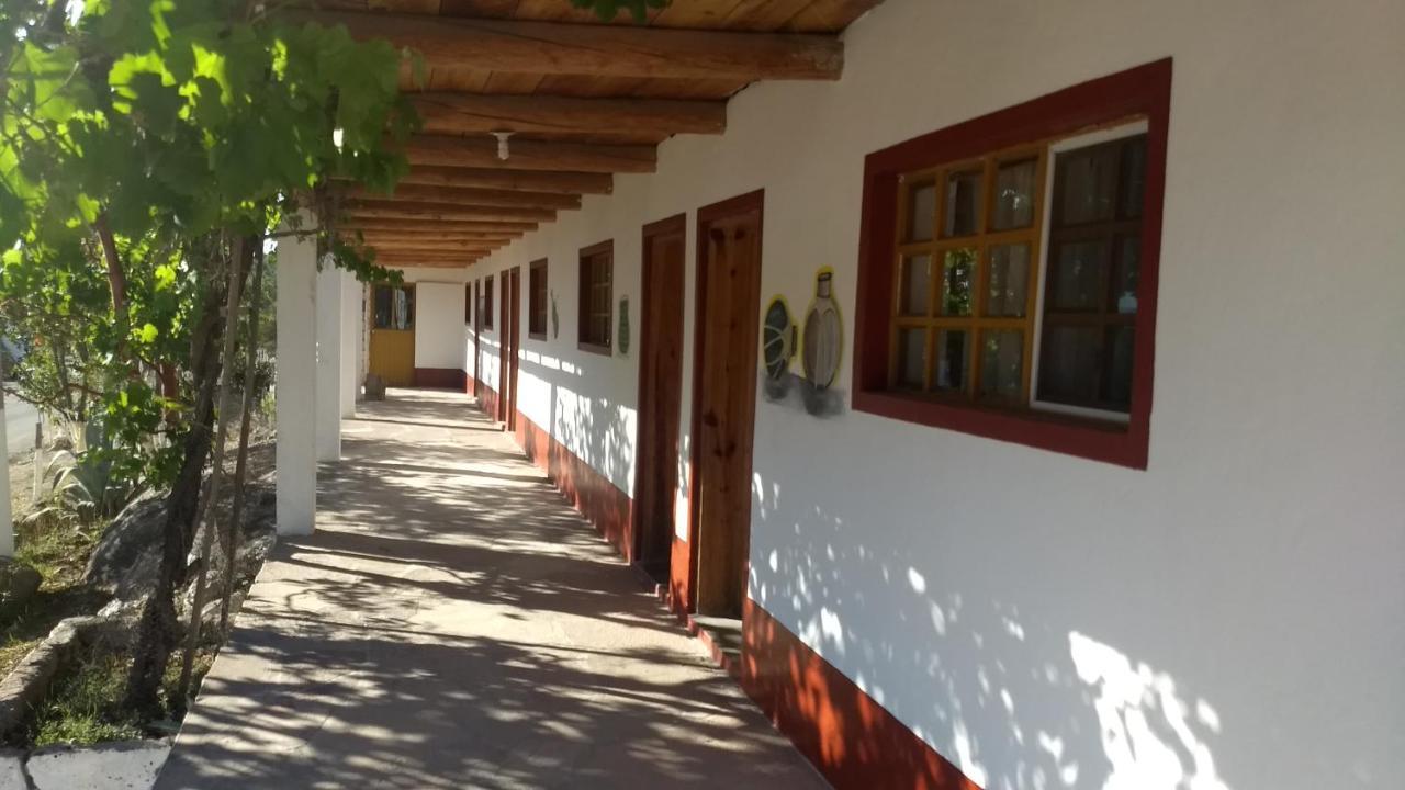 Hotel Entronque Barrancas San Alonso Dış mekan fotoğraf