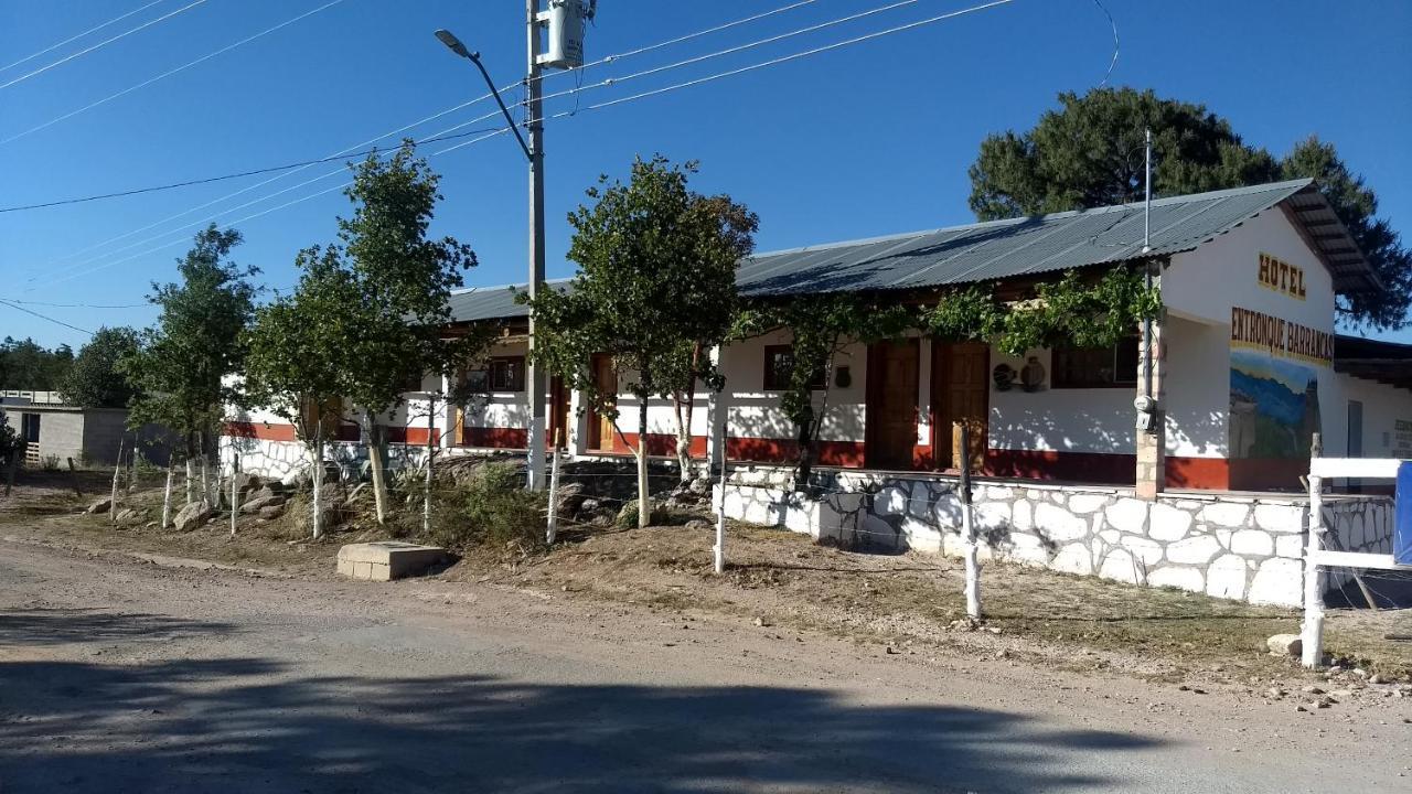 Hotel Entronque Barrancas San Alonso Dış mekan fotoğraf